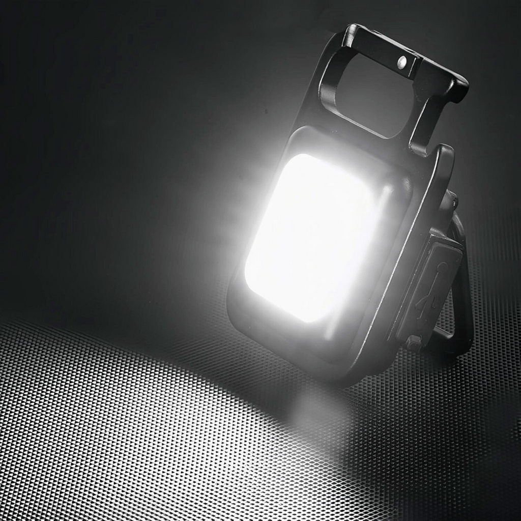 MINI PUNJIVA COB LAMPA - PRIVEZAK